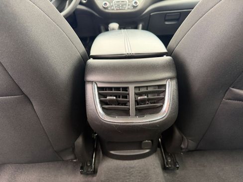 Used 2023 Chevrolet Malibu LT FWD image 23