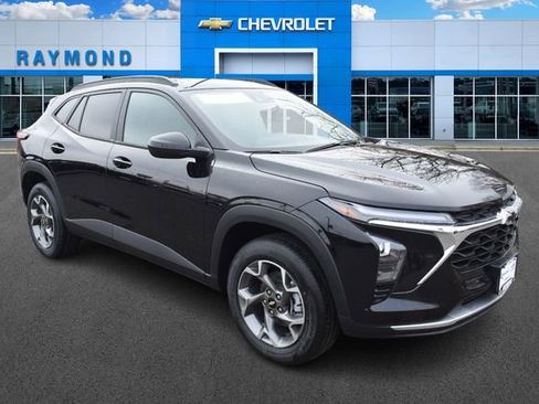 New 2026 Chevrolet Trax LT w/ LT Convenience Package image 11