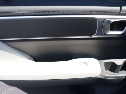 New 2026 Hyundai Santa Fe SE image 21