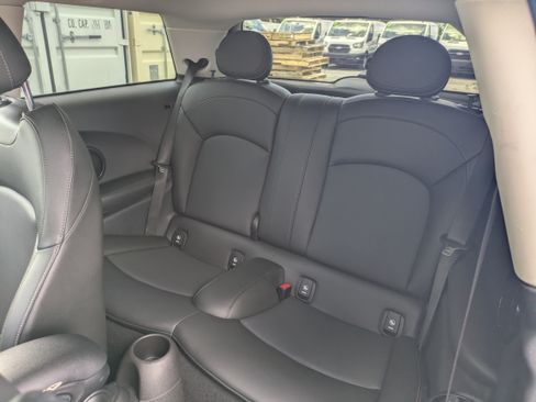 Used 2019 MINI Cooper S FWD image 17