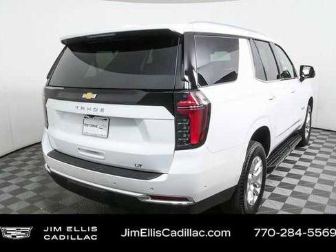 Used 2025 Chevrolet Tahoe LT AWD/4WD image 3
