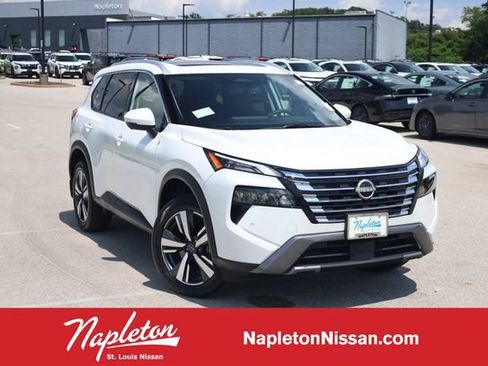 Certified 2025 Nissan Rogue SL w/ Tech Package AWD/4WD image 1