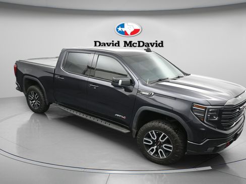 Used 2022 GMC Sierra 1500 AT4 w/ AT4 Premium Package AWD/4WD image 35