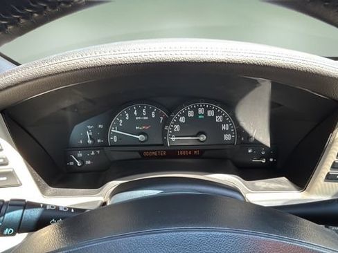 Used 2006 Cadillac XLR V RWD image 16