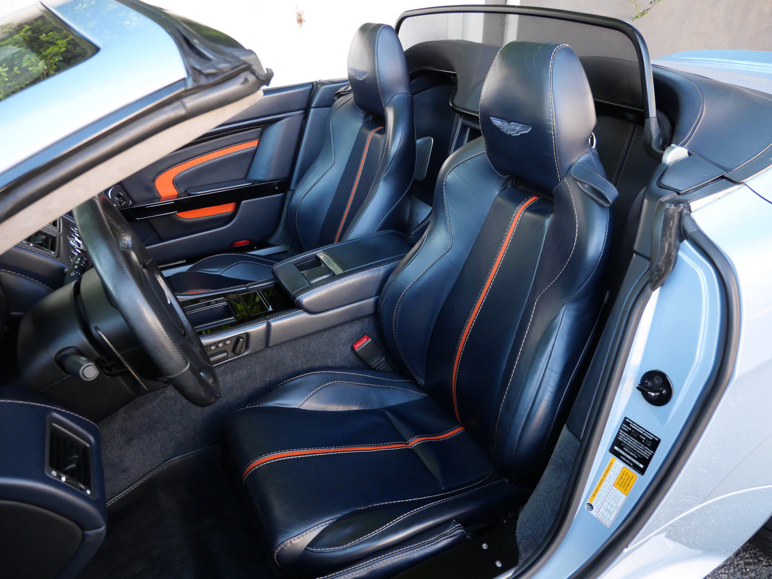 Used 2015 Aston Martin V12 Vantage S RWD image 5
