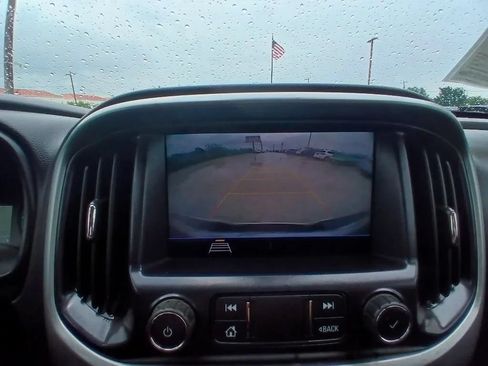 Used 2021 Chevrolet Colorado LT w/ Fleet Safety Package RWD image 28