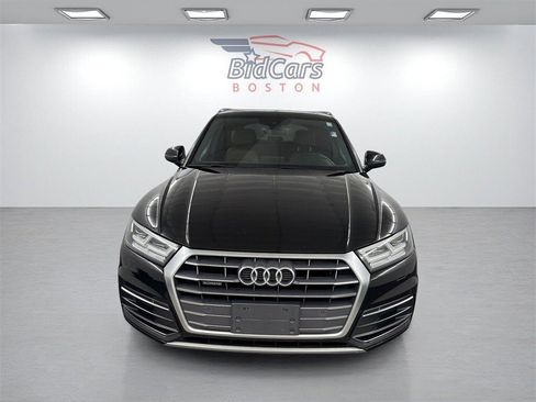 Used 2018 Audi Q5 2.0T Premium Plus w/ Premium Plus Package image 2