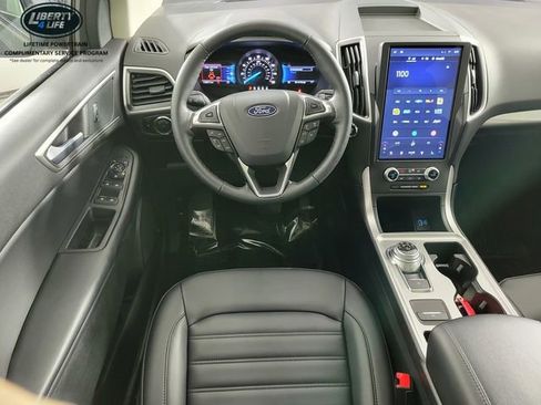 Used 2024 Ford Edge SEL w/ Convenience Package image 27