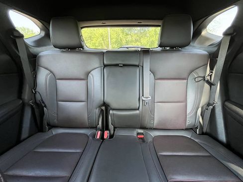 Certified 2021 Chevrolet Blazer RS w/ Enhanced Convenience Package FWD image 18