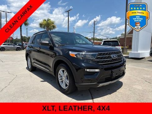 Used 2023 Ford Explorer XLT w/ Equipment Group 202A AWD/4WD image 3