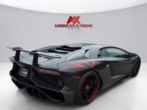 Used 2017 Lamborghini Aventador LP 750-4 Superveloce AWD/4WD image 6
