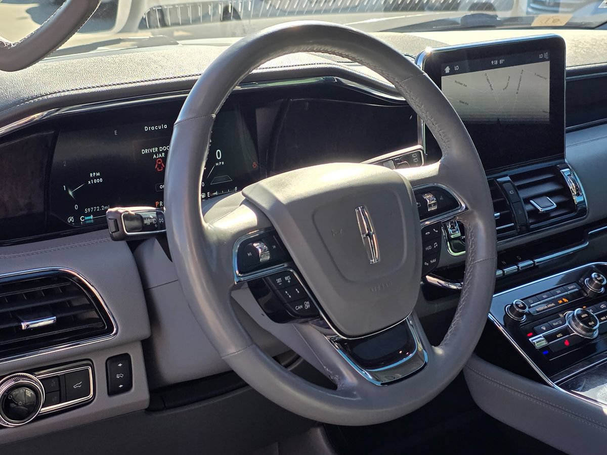Used 2018 Lincoln Navigator L Select w/ Technology Package RWD image 22