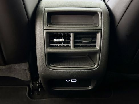 Certified 2025 Cadillac XT5 Premium Luxury FWD image 25