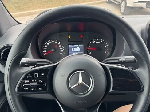 Used 2020 Mercedes-Benz Sprinter 3500 image 28