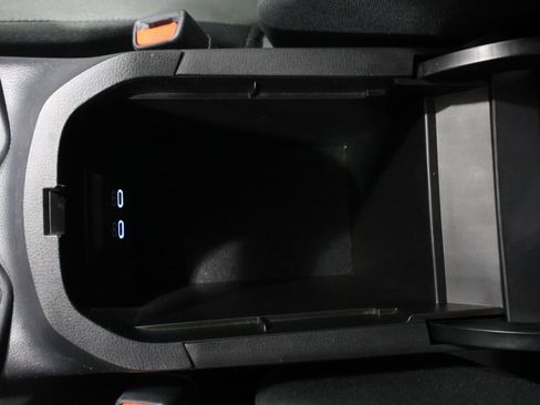 Used 2022 Toyota RAV4 XLE image 30