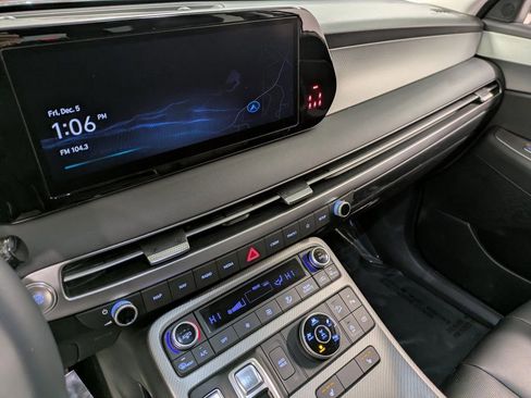 Used 2023 Hyundai Palisade SEL w/ Cargo Package image 10