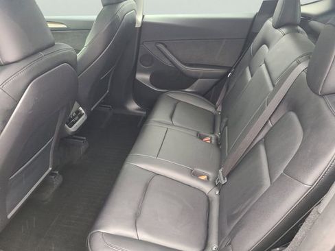 Used 2024 Tesla Model Y Performance image 14