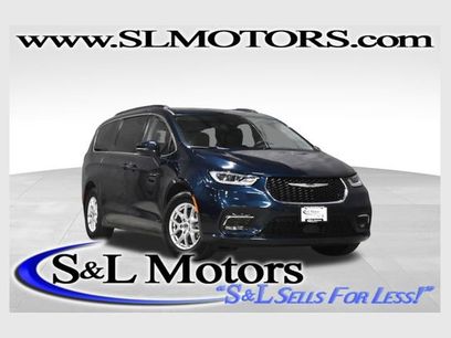 Used 2022 Chrysler Pacifica Touring-L
