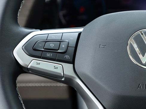 New 2026 Volkswagen Atlas SEL image 60
