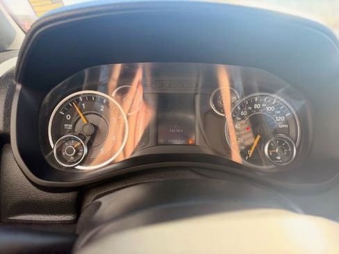 Used 2022 RAM 5500 Tradesman w/ Chrome Appearance Group image 25