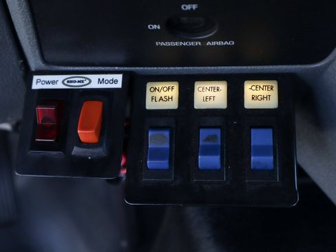 Used 2012 Ford F550 2WD Regular Cab Super Duty w/ PWR Equipment Group image 32