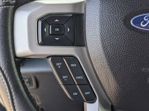 Used 2019 Ford F250 Lariat w/ Lariat Ultimate Package image 23