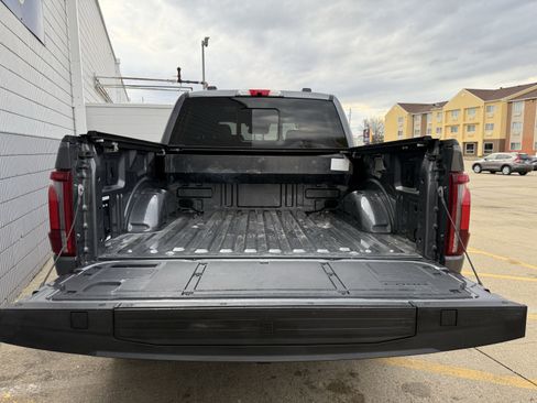 Used 2024 Ford F150 Platinum w/ Equipment Group 702A High image 9