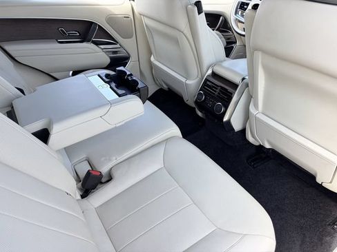 Used 2023 Land Rover Range Rover SE AWD/4WD image 21