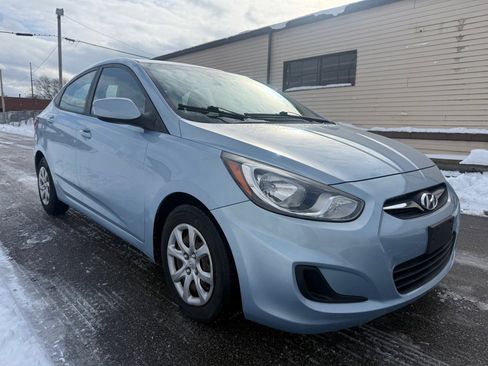 Used 2012 Hyundai Accent GLS w/ Comfort Pkg 2 image 1