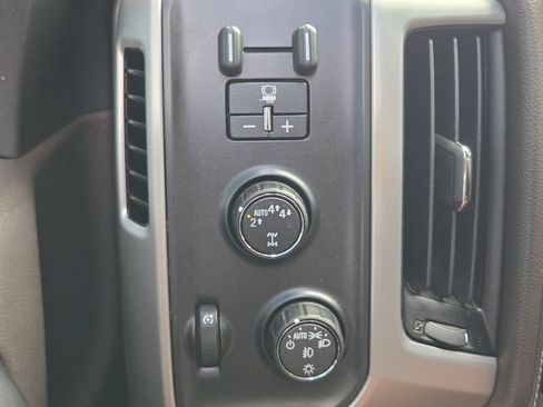 Used 2017 GMC Sierra 1500 SLT AWD/4WD image 30