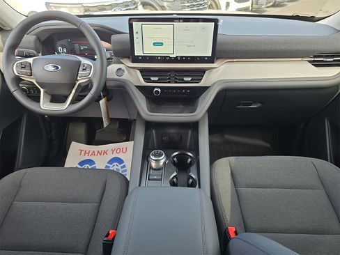 New 2026 Ford Explorer Active image 8