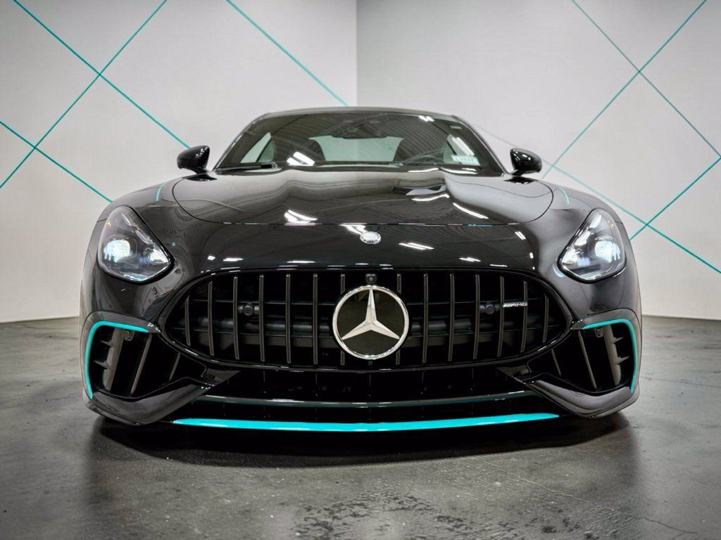 Used 2025 Mercedes-Benz AMG GT 63 w/ Driver Assistance Package image 32