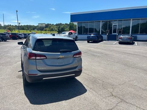 Used 2024 Chevrolet Equinox LT AWD/4WD image 25