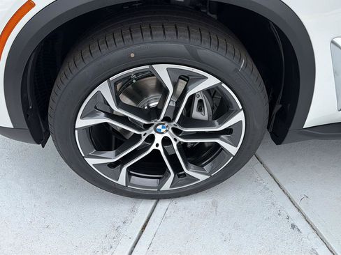 New 2026 BMW X5 xDrive40i AWD/4WD image 38