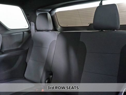 Used 2022 Chevrolet Traverse LT w/ LPO, Floor Liner Package image 7