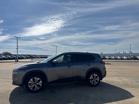 Certified 2023 Nissan Rogue SV FWD image 11