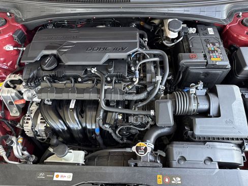 Used 2024 Hyundai Elantra SEL FWD image 32