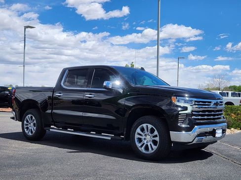 New 2026 Chevrolet Silverado 1500 LTZ w/ LTZ Premium Package AWD/4WD image 4