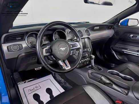 Used 2023 Ford Mustang Premium image 9