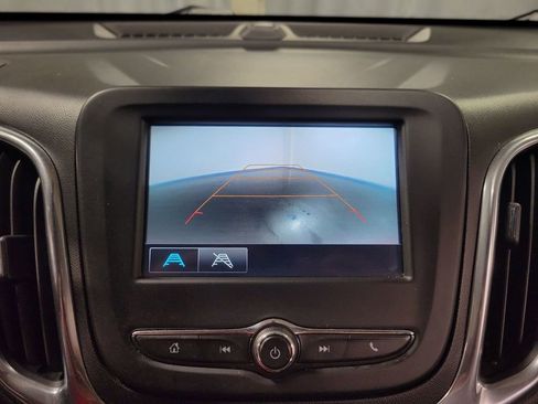 Used 2018 Chevrolet Equinox LT AWD/4WD image 21