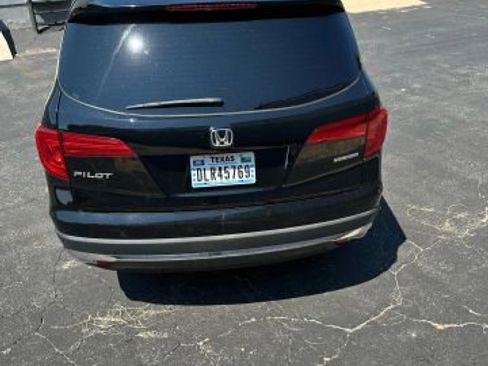 Used 2016 Honda Pilot Touring image 3