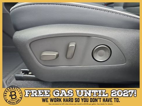 New 2026 Buick Enclave Sport Touring w/ Power Package FWD image 19