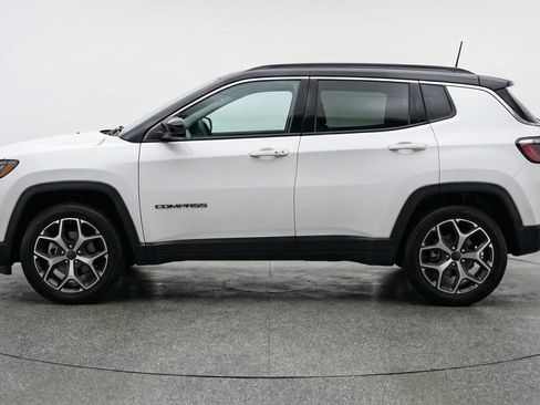 Used 2025 Jeep Compass Limited image 5