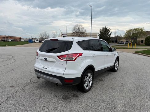 Used 2014 Ford Escape SE image 4