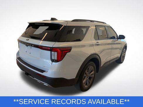 Used 2026 Ford Explorer Active w/ Active Comfort Package AWD/4WD image 3