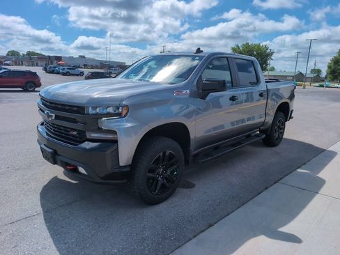 Used 2021 Chevrolet Silverado 1500 LT Trail Boss w/ Convenience Package II AWD/4WD image 4