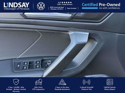 Certified 2022 Volkswagen Tiguan SE R-Line image 17
