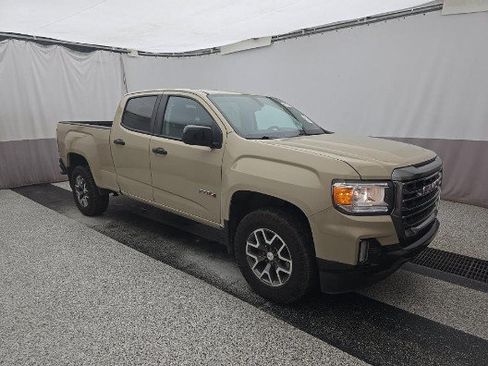 Used 2022 GMC Canyon AT4 AWD/4WD image 3