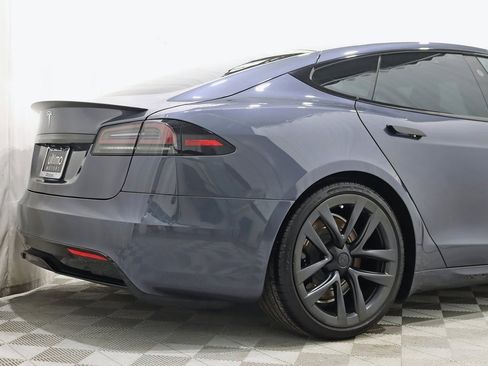 Used 2023 Tesla Model S Standard Range image 9
