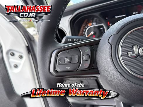 Used 2026 Jeep Wrangler Unlimited Sport AWD/4WD image 16